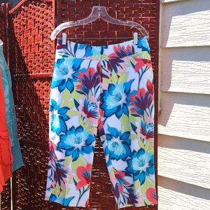 Summer cropped pants  . Fun summer colors lightweight never worn